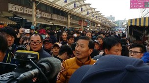 서문시장 상인들, 박대통령 방문에 “대화 한마디 없이…”
