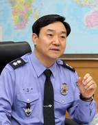 이원희 중부해경본부장 “사드 상관없이 중국어선 강력단속”