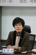 권한대행이 검찰 인사까지?…민주당 “황교안은 손 떼라 ”