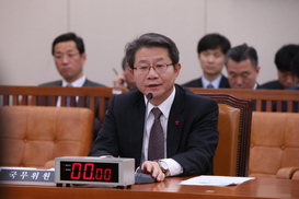 류길재 전 통일장관 “통일대박론, 전혀 몰랐다”