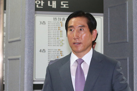 ‘뇌물수수 혐의’ 조현오 전 경찰청장, 항소심서 실형