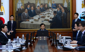고민 큰 한은, 지켜볼 수 밖에 없는 연준