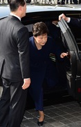 [포토] 검찰청사 도착한 박 전 대통령