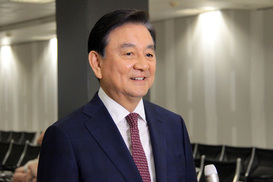 홍석현, 통일외교안보특보 사의…청와대 “해촉 진행 중”