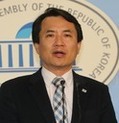 ‘허위사실 공표’ 김진태 ,1심 벌금 200만원, 당선 무효 위기