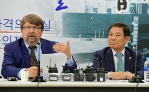 “미국, 5·18 발포명령 사전에 알고도 묵인했다”