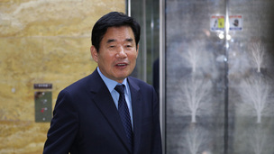 [한겨레 사설] ‘종교인 과세’ 또 미루자는 김진표 위원장의 몰염치