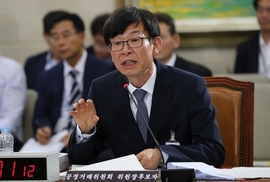 [한겨레 사설] 과도한 의혹 제기로 끝난 ‘김상조 청문회’