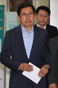 박상기 후보자 “법무부 탈검찰화에 헌신”…토론 즐기는 온건파