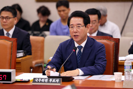 김영록 농림장관 후보자 “닭고기 가격공시제 검토”