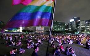 ‘지금 우리가 바꾼다’ 퀴어문화축제 개막 