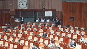 추경 본회의 불참 민주당 의원들 사과 ‘봇물 ’