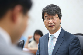 김지형 위원장 “절차적 정의 지키고, 어떤 주장도 차별 안해”