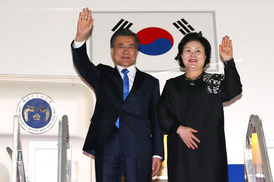 문 대통령, 뉴욕 방문 일정 마치고 서울공항 통해 귀국