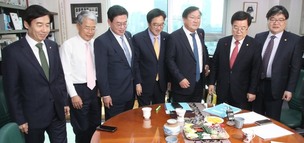 여야, 예산안 진통…협상 하루 더 한다