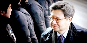 검찰, 김장겸 전 MBC 사장 내일 소환