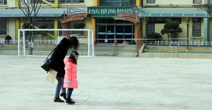 [단독] 서울 사립초 인기 ‘하락세’…“굳이 비싼 돈 내고 안 가”