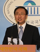 노회찬, 전 비서 ‘채용특혜’ 의혹 제기한 한국당에 정면반박