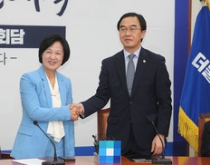 김정은, 문 대통령에 불가침 확약… “무력은 제 눈 찌르기”