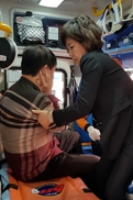 단식 중인 김성태 폭행한 30대 남성 “나도 한국당 지지”