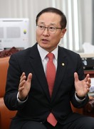 홍영표 “국회에 발 묶인 법안 9604건…이젠 처리 좀”