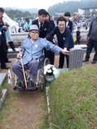 “아들 묘 비석이라도 만지고 싶었어”…아버지의 오월