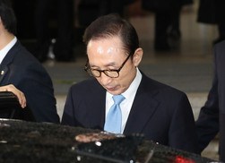MB청와대, 경찰한테 ‘선거 판세·교육감 사찰’ 보고받았다