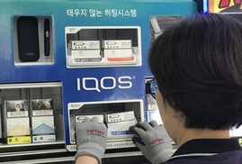 흡연 경고그림 내달 더 세진다…전자담배에 암세포 사진