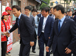 임종석 “남은 독일전, 죽기살기 강요 말고 그냥 놀게 해주자”