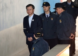 우병우 “성문법 국가라는데 청와대는 불문법 국가 같다”