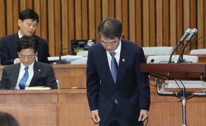 [단독] 양승태 대법, 상고법원 반대 변협 제압하려 ‘변론 연기 불허’