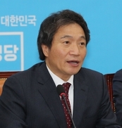 이학재 “상임위원장 몫 특수활동비 안 받겠다”