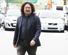 김어준 경찰출석…“아는대로 말하겠다”