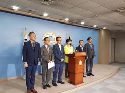 한국당, 40일째 ‘미적미적’…여당 “사개특위 조속 구성 협조하라”