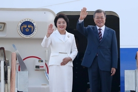 문 대통령 전용기 서울공항 이륙…10시께 평양 도착 예정