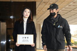 ‘안락사 논란’ 케어 박소연 대표 고발장 접수