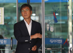 ‘비서 성폭력’ 안희정 1심 무죄 뒤집힐까…오늘 항소심 선고