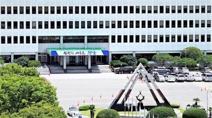 멋진 정장 입고 취업 ‘슛골’ 하세요!