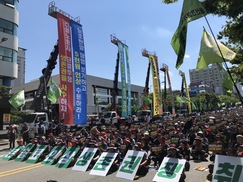 부산·울산 건설노동자 ‘운송단가 인상’ 요구 울산시청 앞 집회 