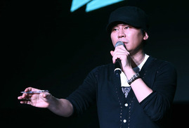 경찰, ‘원정 도박 혐의’ 양현석·YG엔터테인먼트 압수수색