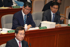 이낙연 “검찰, 정치하겠다고 덤벼” 작심 경고에, 검 ‘반발’