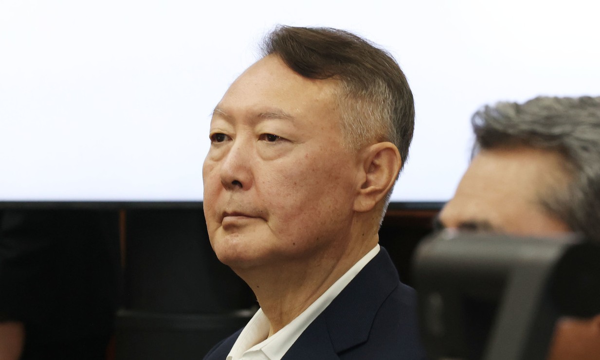 윤, 체포방해 재판서 “상식 맞냐, 내가 거액 자금 받았냐”