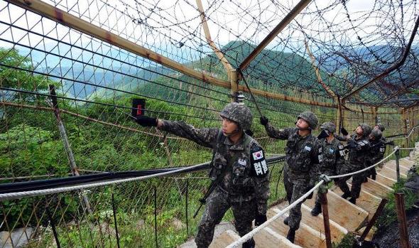 北朝鮮軍が軍事境界線侵犯…警告射撃受け戻る : 政治•社会 : hankyoreh 
