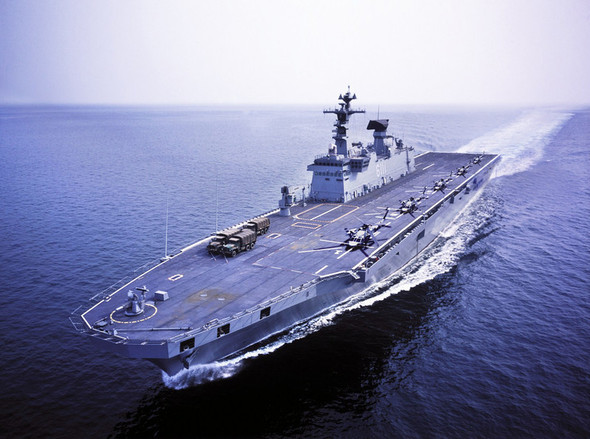 海上自衛隊 共同訓練を指揮する強襲揚陸艦 独島 への乗船拒否 政治 社会 Hankyoreh Japan