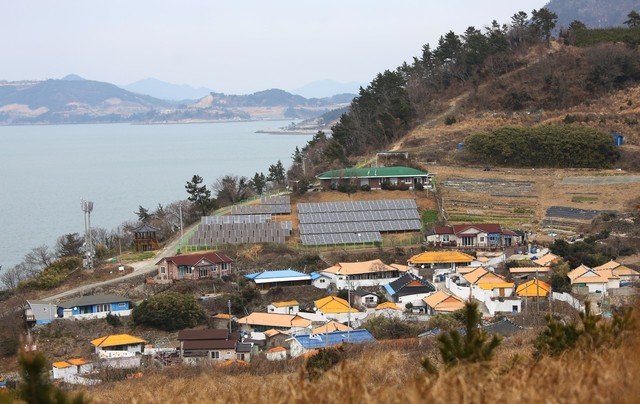 하화도 하화리 마을.