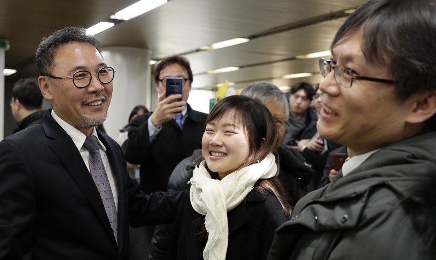‘보안관찰 신고 거부’ 강용주 무죄 선고