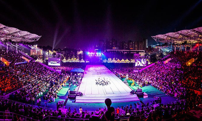 53만 명의 춤바람 “내년에 또 만나요”