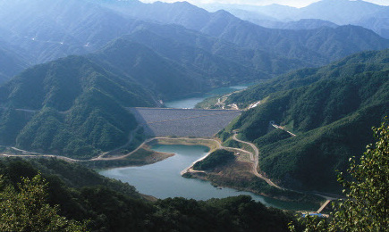 13년 전 오늘, ‘대국민 사기’ 전두환표 평화의 댐이 완공됐다 