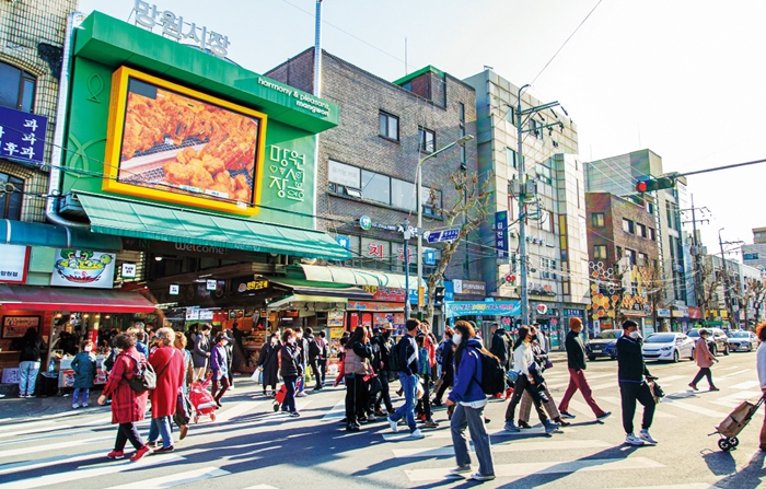 젊은이도 찾는 '힙한' 친환경 전통시장 : 사회일반 : 사회 : 뉴스 : 서울&