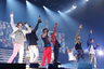 2pm says ‘hi’ to Japan